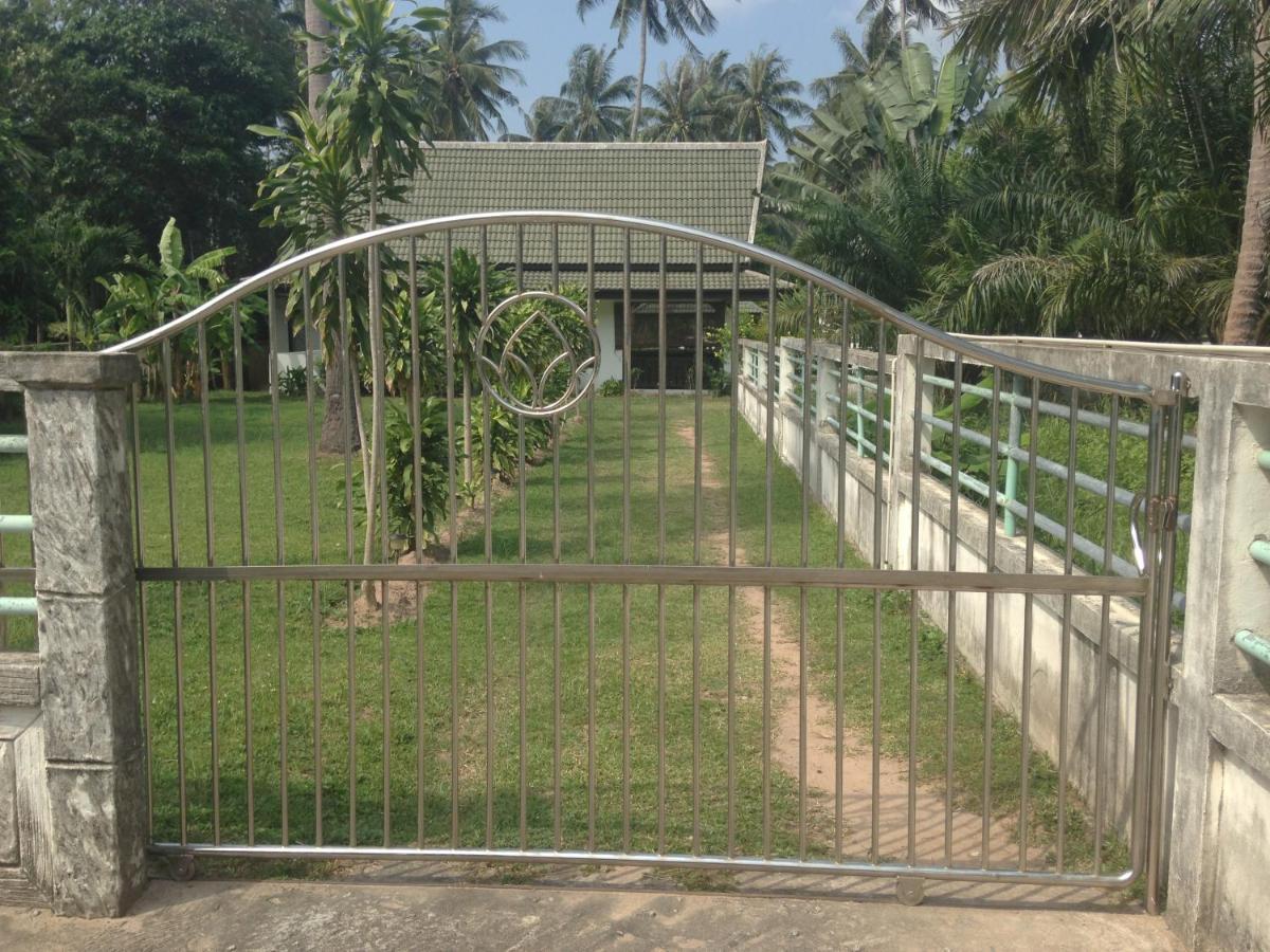 Baan Sawainam Bed & Breakfast Koh Tao Exterior photo