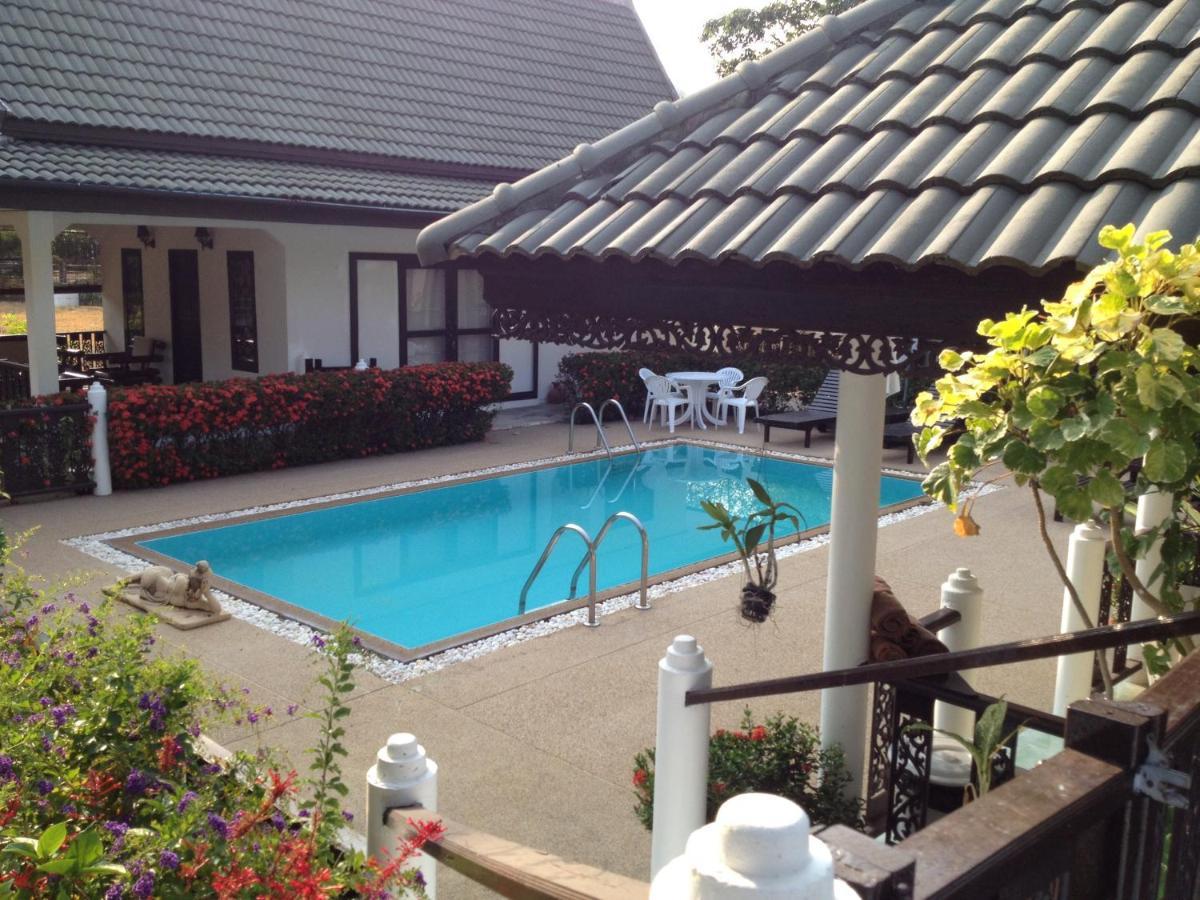 Baan Sawainam Bed & Breakfast Koh Tao Exterior photo