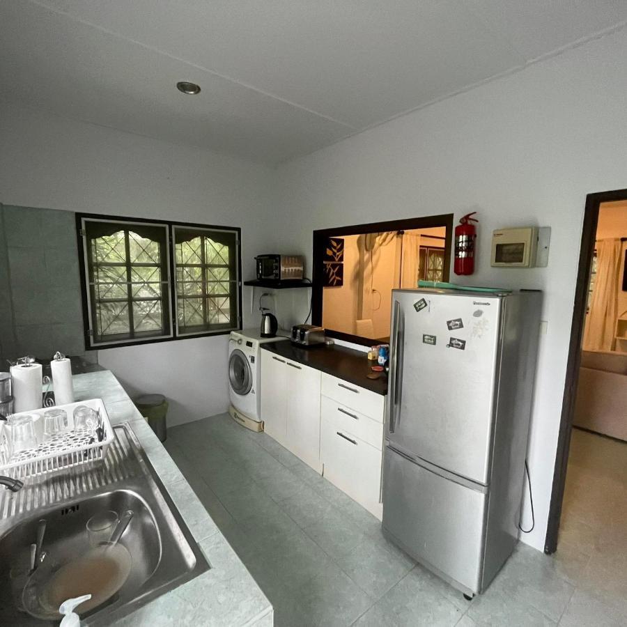 Baan Sawainam Bed & Breakfast Koh Tao Exterior photo