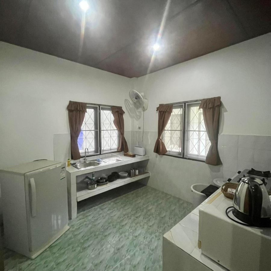 Baan Sawainam Bed & Breakfast Koh Tao Exterior photo
